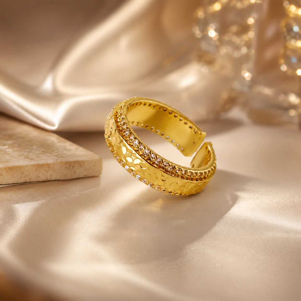 Timeless Étiole Band Ring