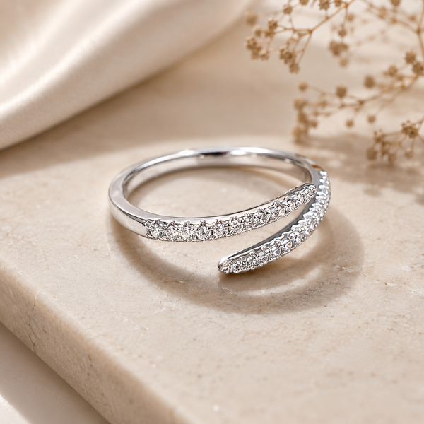 Lunéa Diamond Wrap Ring